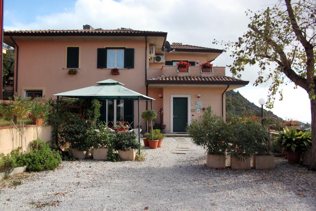 Il Pioppo Bed & Breakfast Veroli ภายนอก รูปภาพ